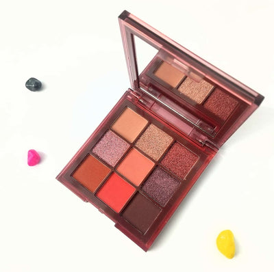 Nude Eyeshadow Palette – Timeless Shades for Every Look ✨👁️