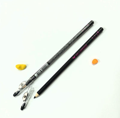 Black Pencil – Precise & Long-Lasting Eye Definition