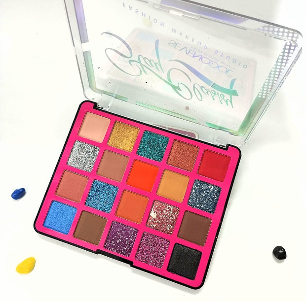 ✨ 20 Color Eyeshadow Palette – Highly Pigmented & Long-Lasting ✨