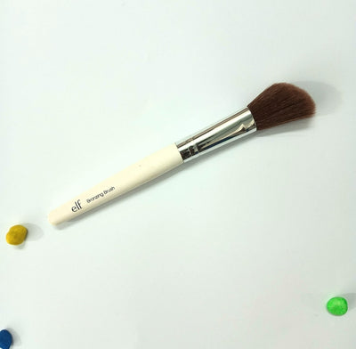 ✨ Bronzing Brush – Soft & Perfect Blend for a Sun-Kissed Glow