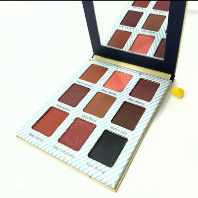 👁️ Matte Eyeshadow Palette – 9 Color Smooth & Blendable Shades