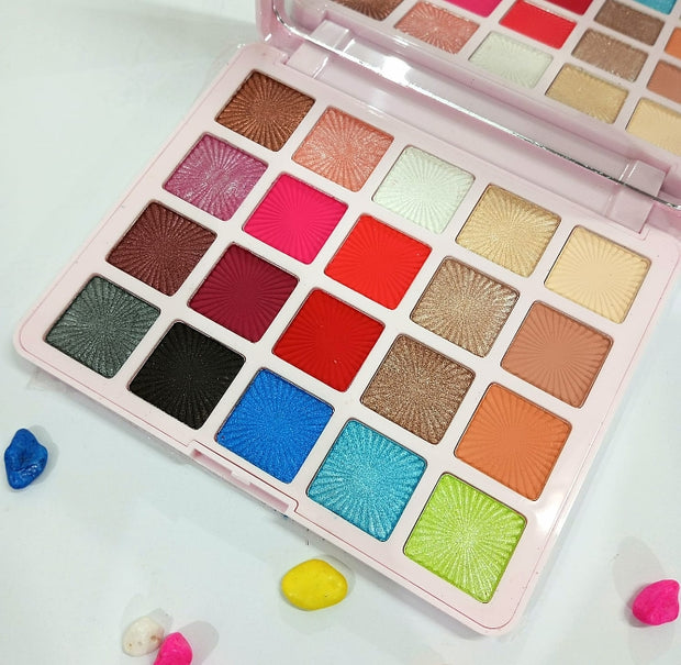 🎨 20 Color Eyeshadow Palette – Matte, Shimmer & Glitter Looks
